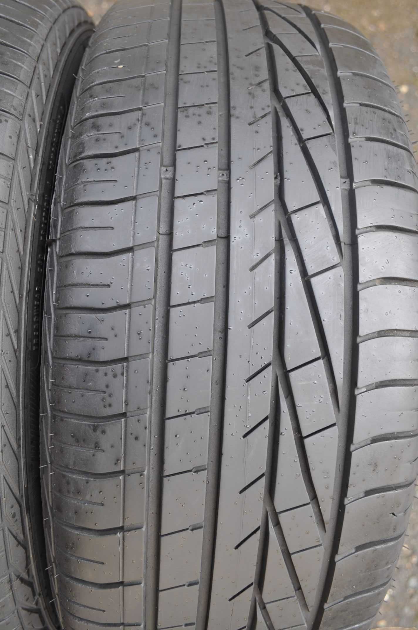 SET 4 Anvelope Vara 215/60 R16 GOODYEAR EXCELLENCE 95H