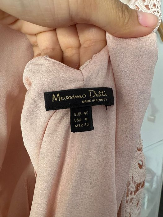 Rochiță superbă din dantelă Massimo Dutti