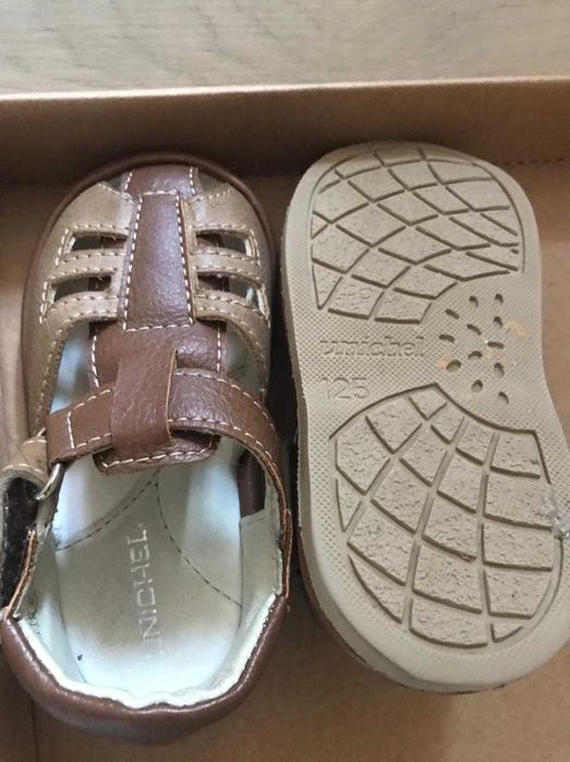 Продам детские обуви