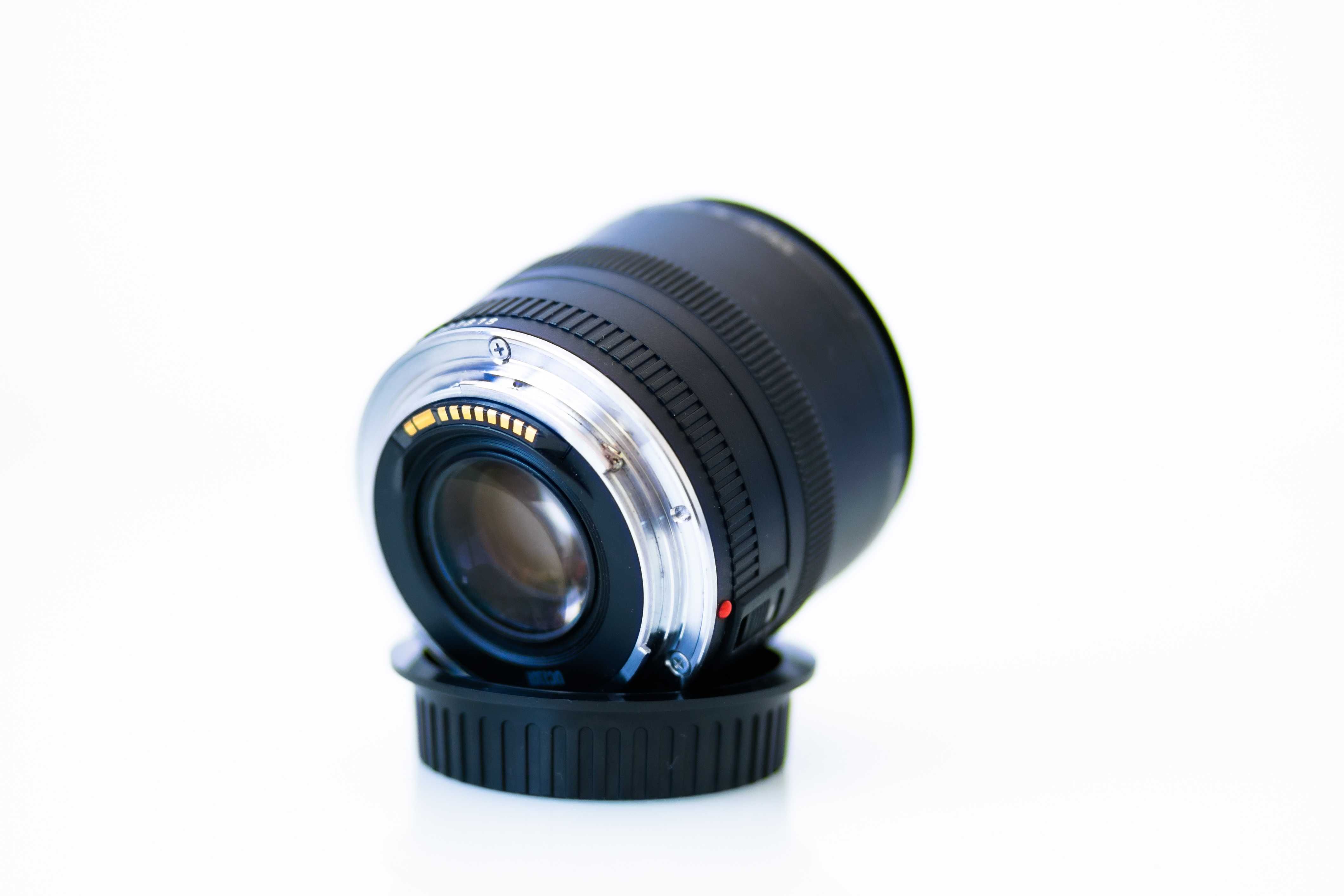 Obiectiv MACRO 1:1 Canon 50mm f2.5 Full Frame