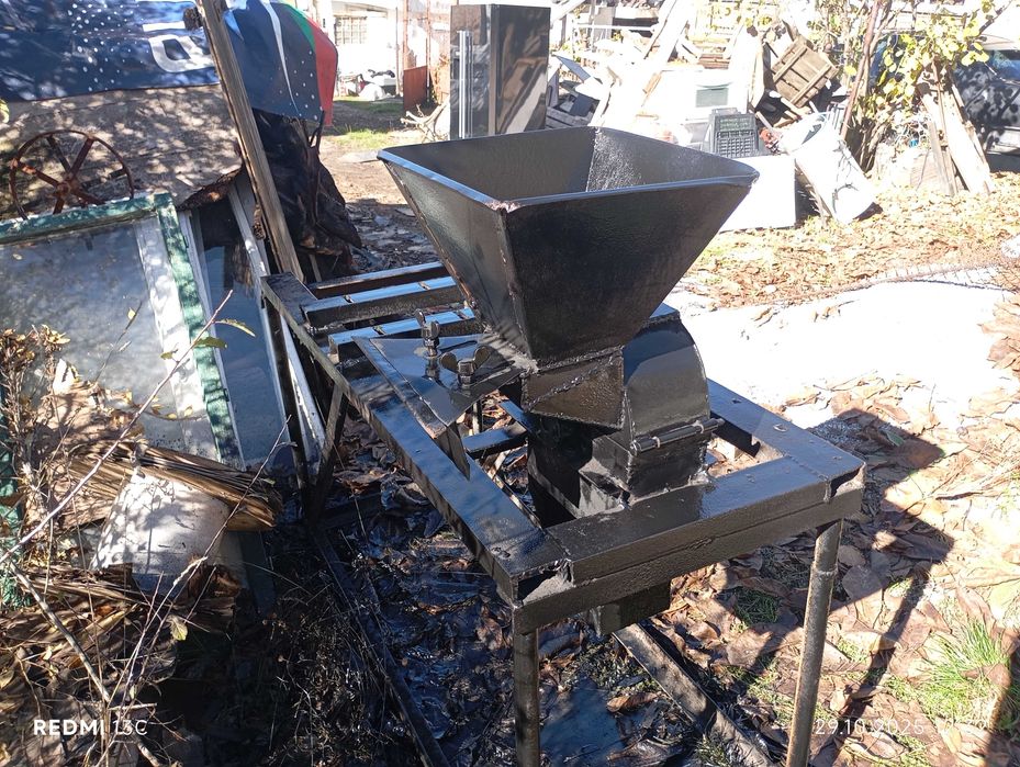 Фуражомелачка / Зърномелачка с чуков механизъм – 5.5 kW мотор