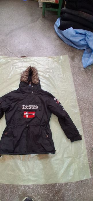 Geaca de schi pentru femei de la Geographical Norway, mărimea L