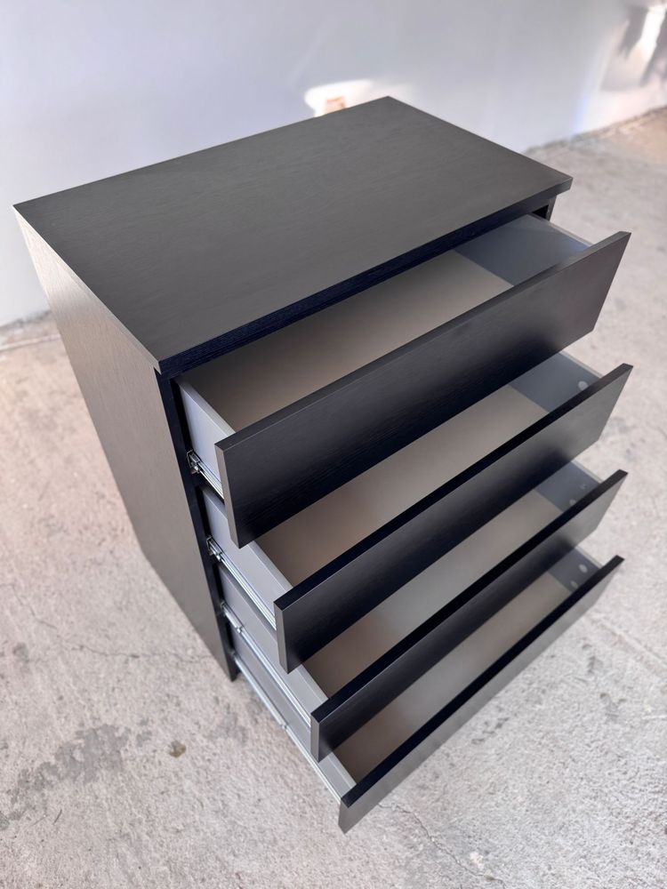 Comodă - ikea malm , foarte bine întreținută