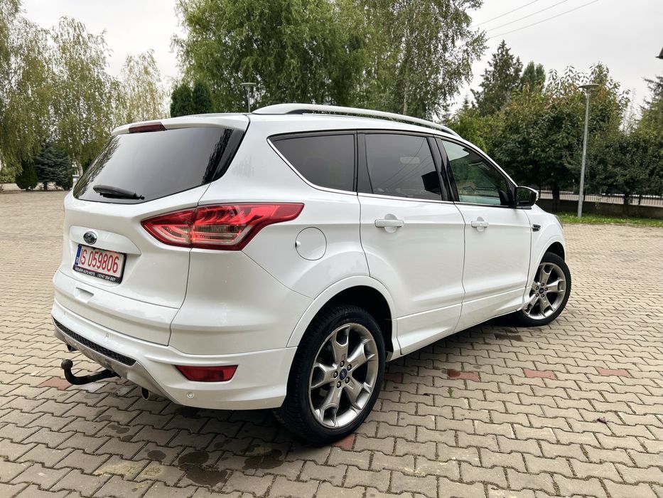 Ford Kuga Sport Platinum An2015/07 vă 4x4 •Garanție Rate fixe