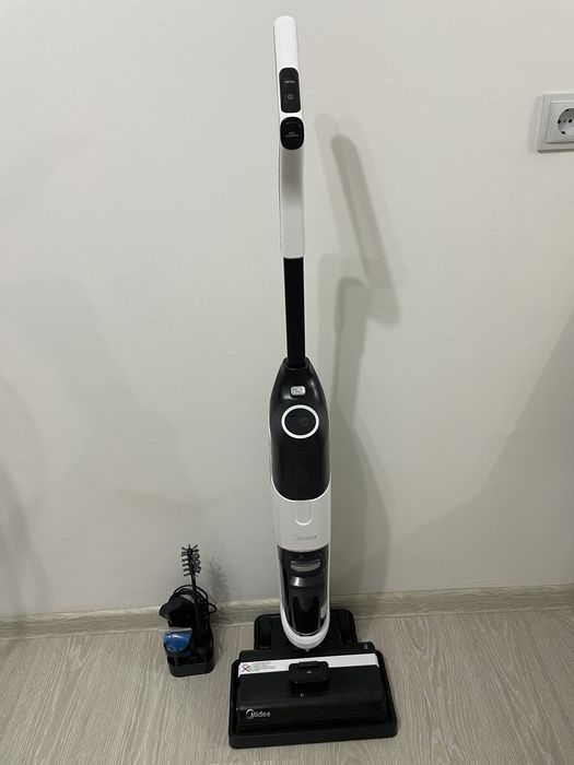 Пылесос продам срочно