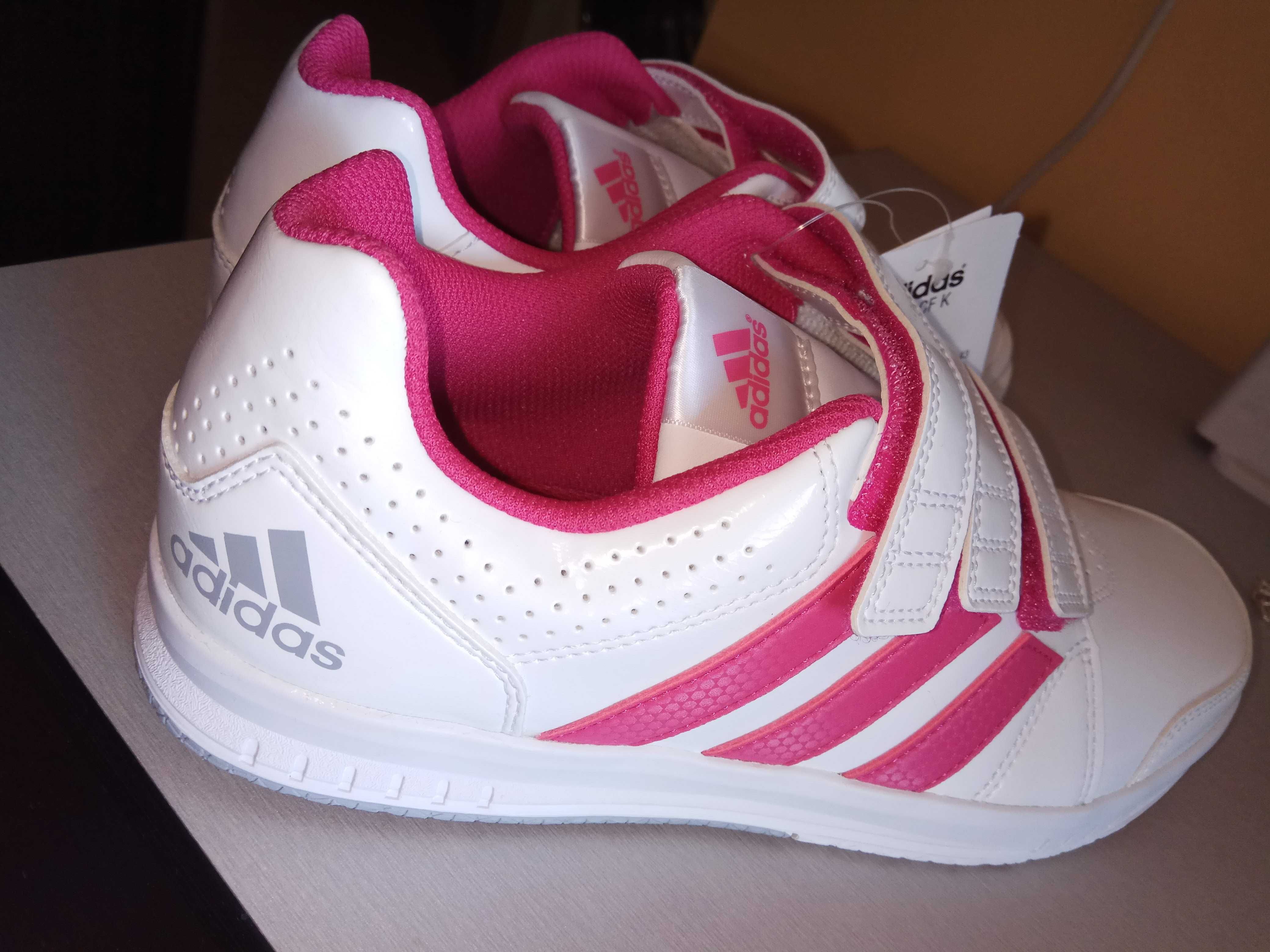 нови маратонки(оригинални) Adidas номер 39 1/3