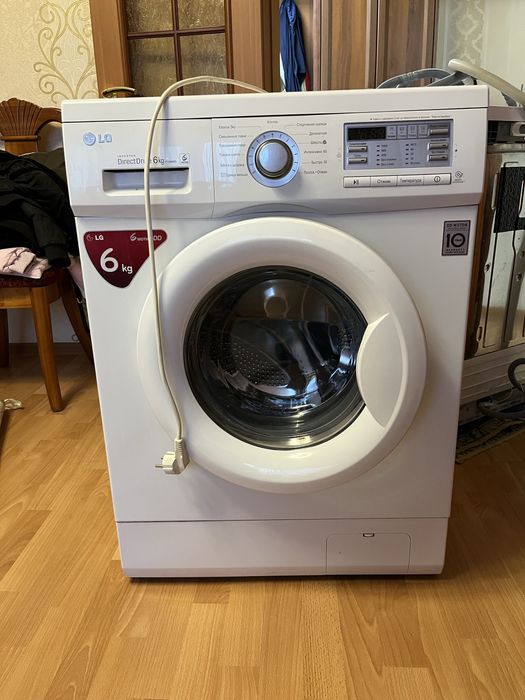 Продам стиральную машину LG