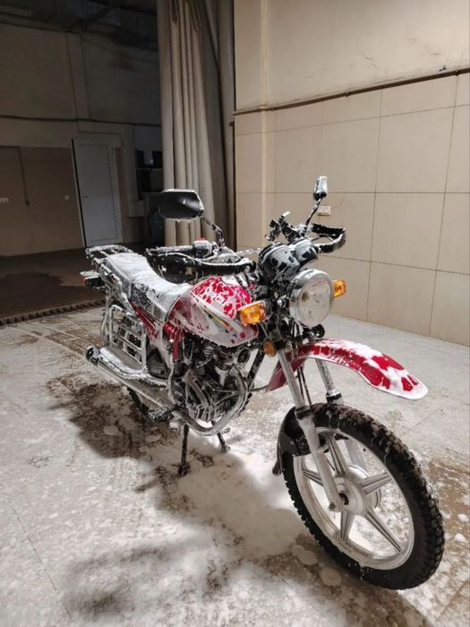 Продам мотоцикл YAQI