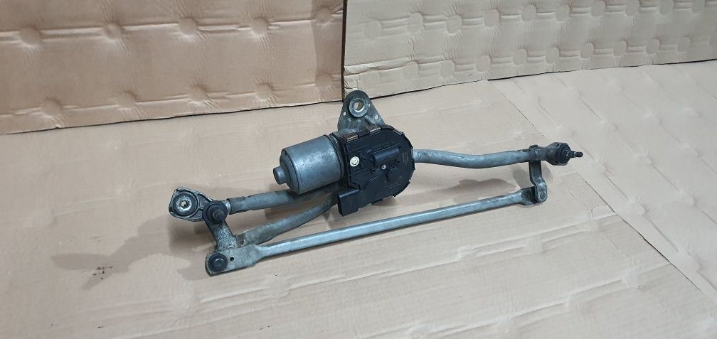 Ansamblu stergatoare cu motoras pt audi a6 c6 4F facelift