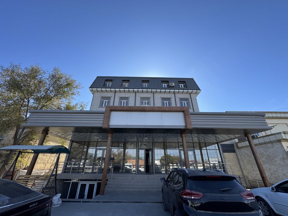 Urganch sh 3 xonali kvartira sotiladi