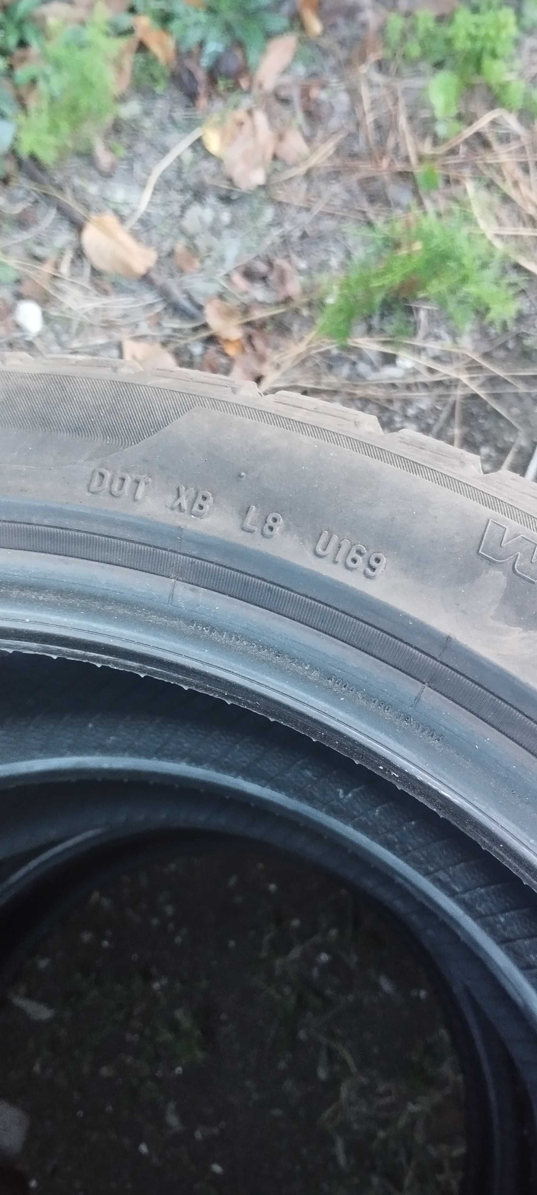 Продавам зимни гуми R19