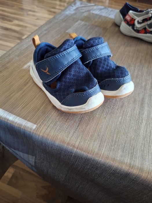 Обувки за прохождане