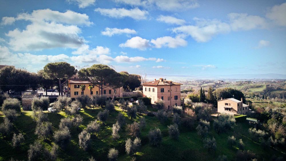 Ofer servicii profesionale foto/video cu drona + editari