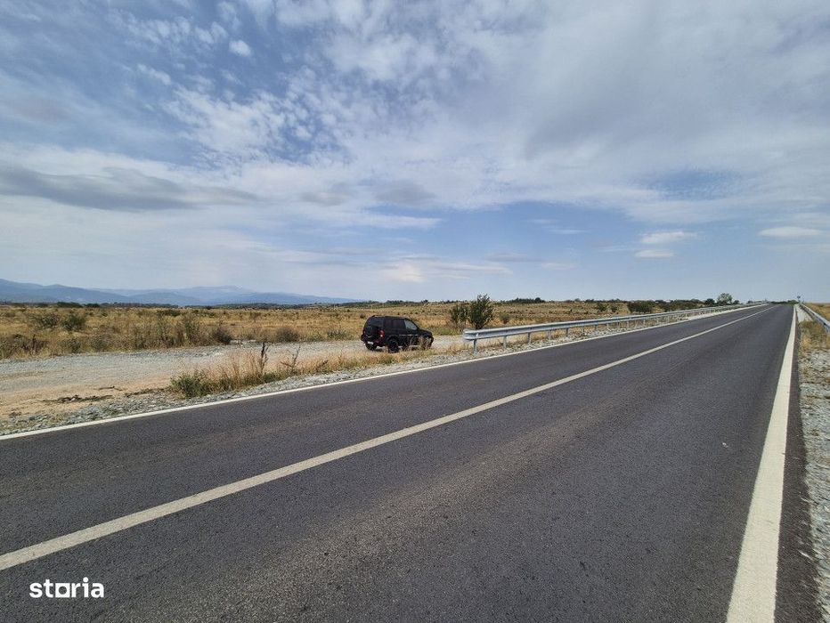 Vanzare teren intravilan - 1070 mp - str. Ciocarlau - spre Preajba