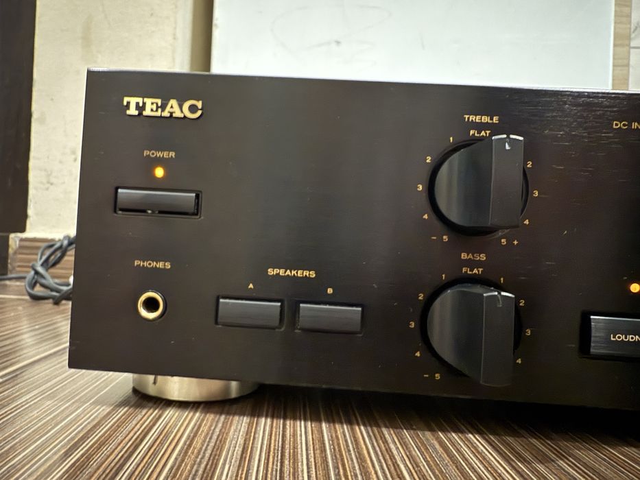 Teak A-X3000 Стерео усилвател
