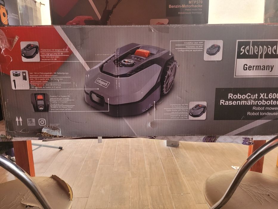 Robot de tuns iarba robocut xl 600 ,control prin aplicatie