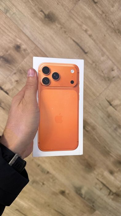iPhone 17 Pro Max 256GB Orange (eSIM)