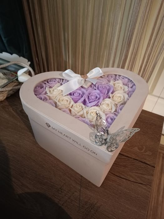 Flori săpun ,buchete,surprize la domiciliu