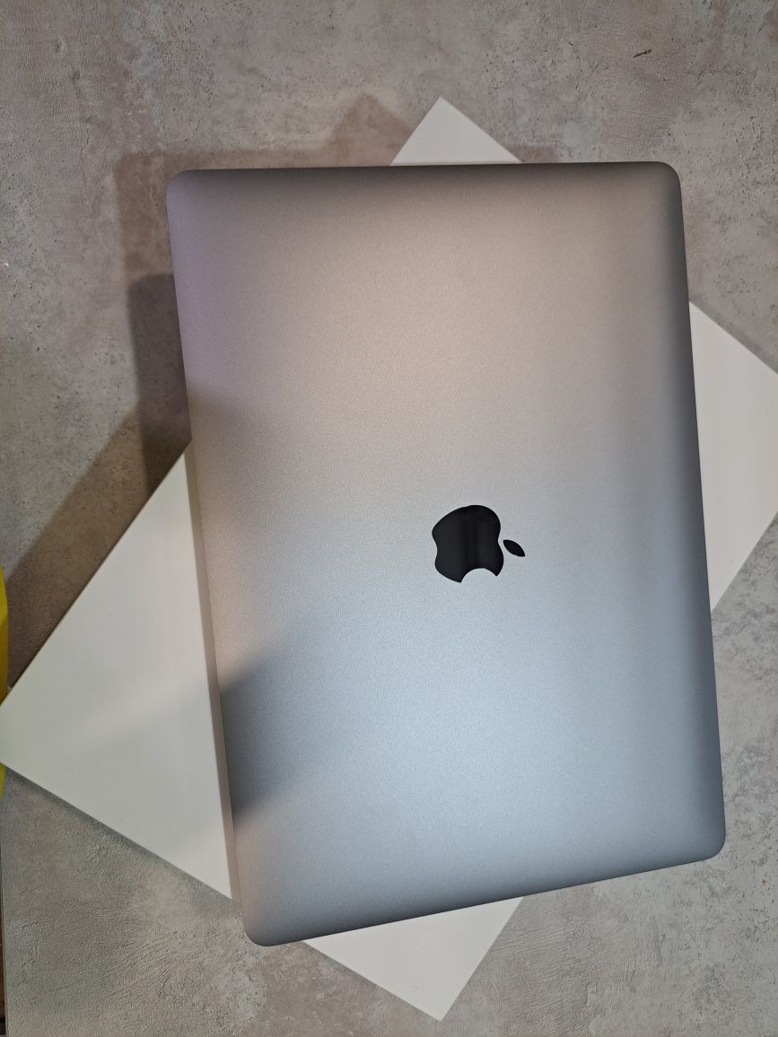 Apple MacBook air 13 дюймов, 292077 [1014 Костанай]