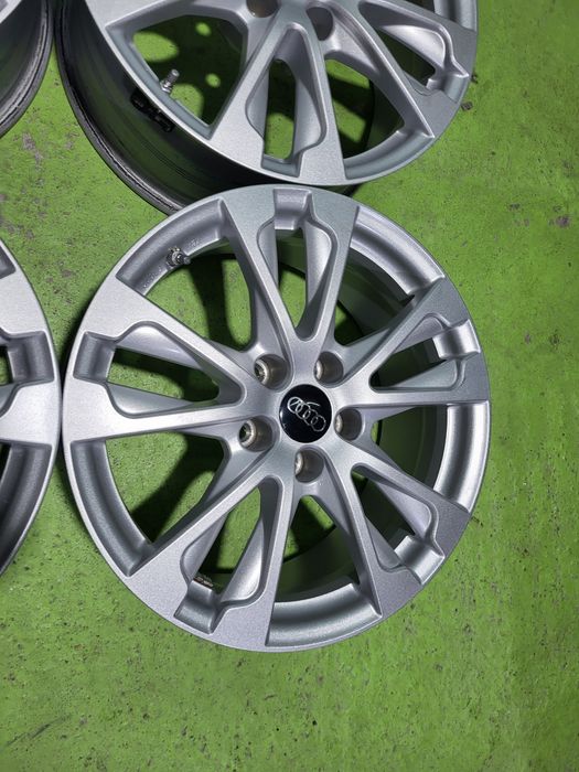 17 5x112 Audi A4 A5 A6 лети джанти 5х112 ауди а4 а5 а6 Сиви