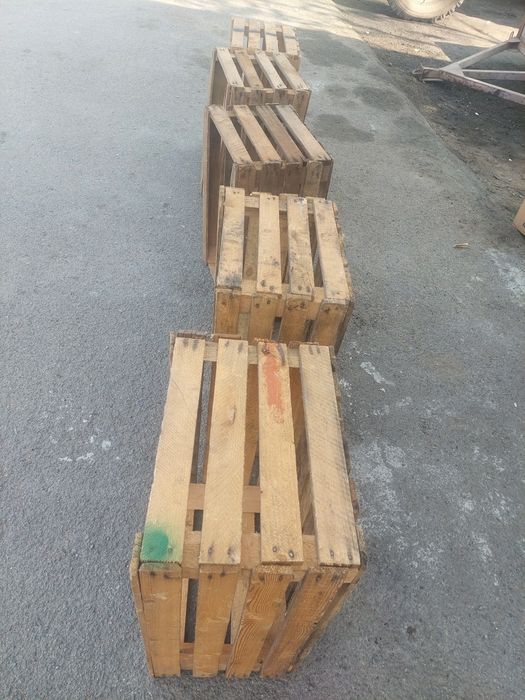Ящики на выбор 1200тг заберёте все 900 тг