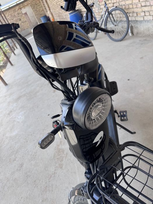 Skuter yili2025 mart motor 240 w prava soralmaydi