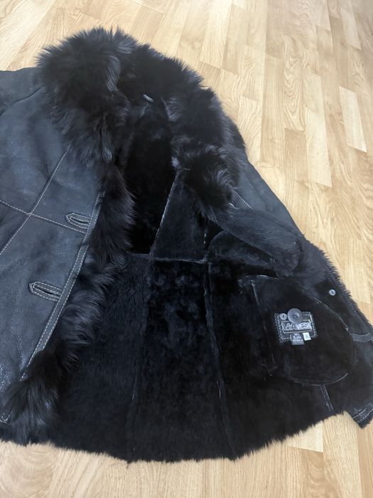 Cojoc blana naturala negru cu sidef