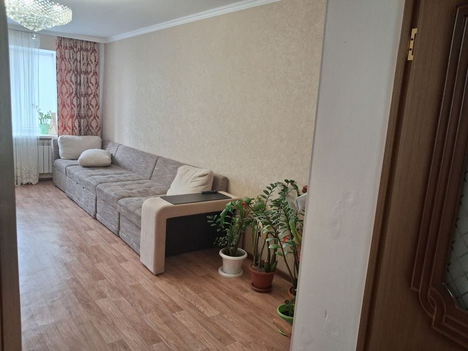 Мебель. Диван. Жұмсақ жиһаз,бөлінеді  жиналады.  Хабарласамыз  35000т.