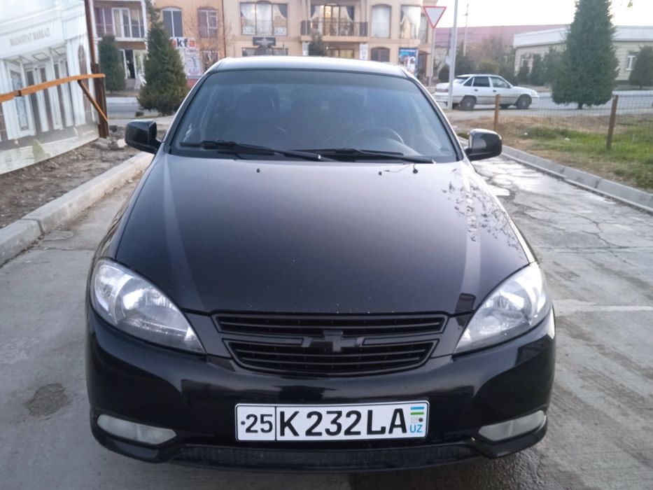 Gentra sroshni sotiladi