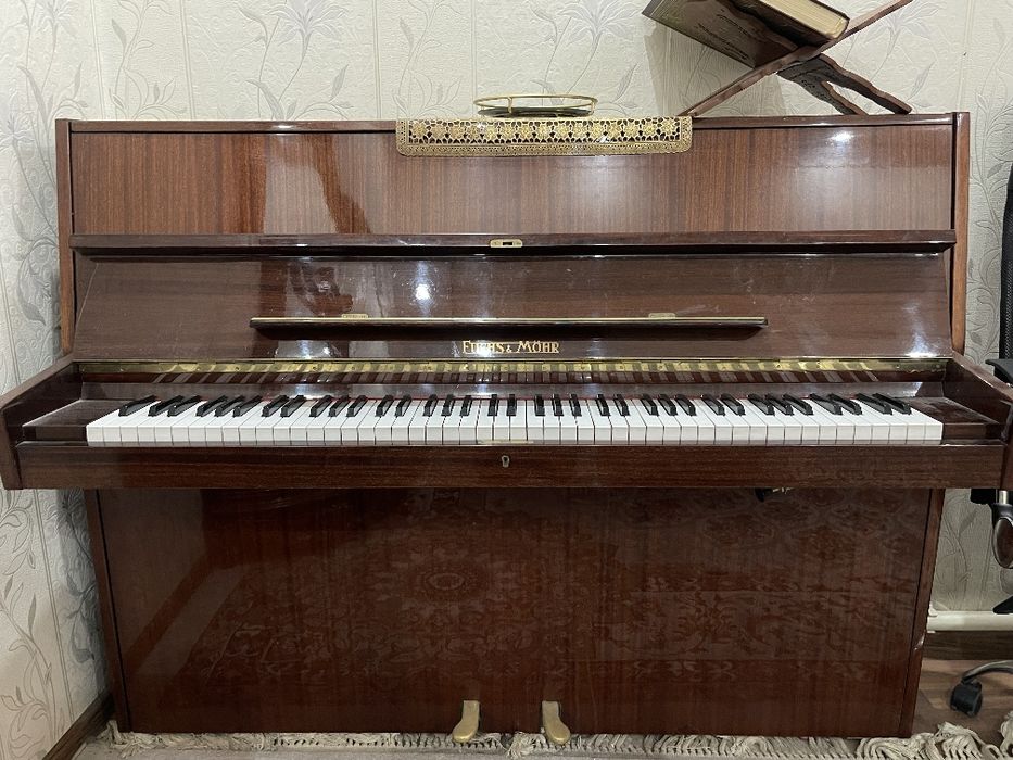 Пианино Fuchs Möhr