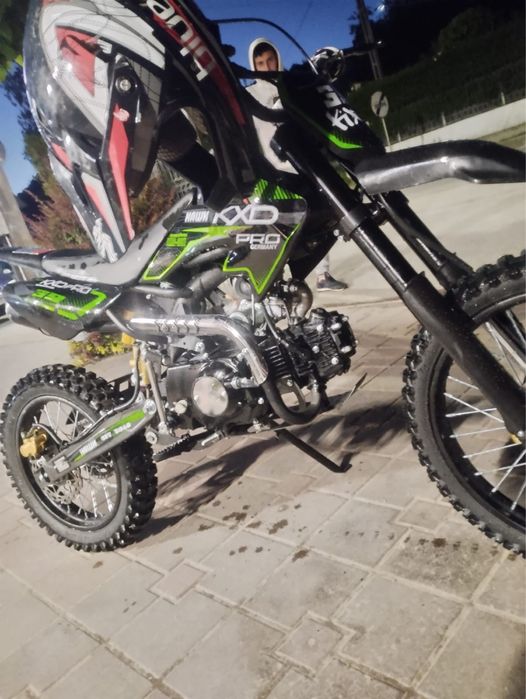 Schimb cross 125 in stare perfecta cu kukirin g4 il am de aprox o lun