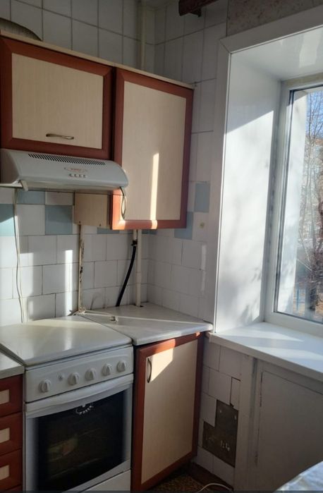 Продам 2 ком квартиру 2/5 р-он к. Мороженое.