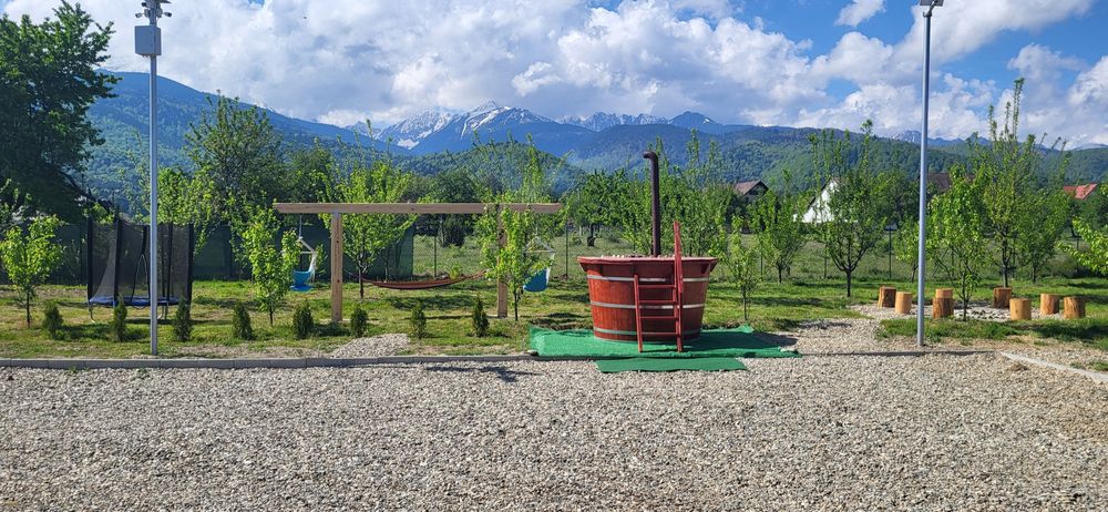 Cabana A Frame cu Ciubar la munte