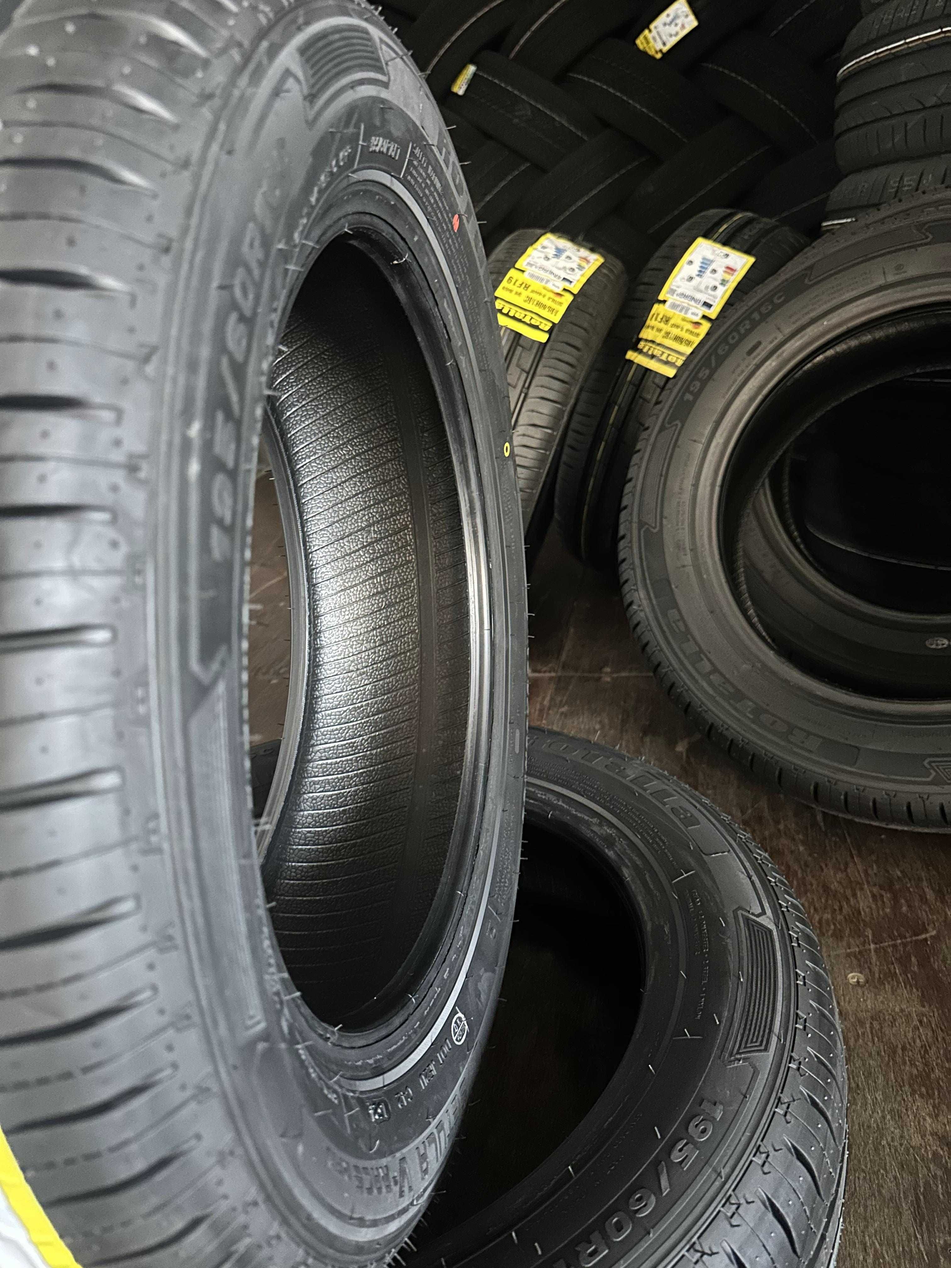 Нови Летни Бусови Гуми ROTALLA SETULA RF19 195/60R16C 99/97H Нов DOT