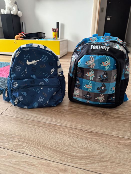 Vand ghiozdan Fortnite sau Nike