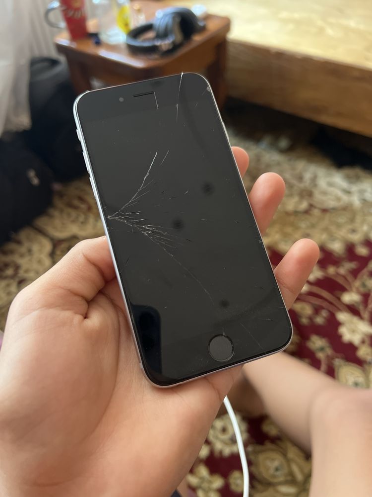Iphone 6s                           g