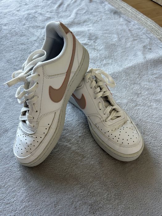 Nike Court Vision Low
