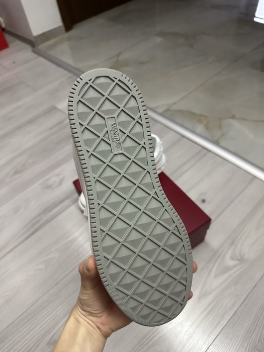 Adidasi Valentino Garavani One Stud Low-Top