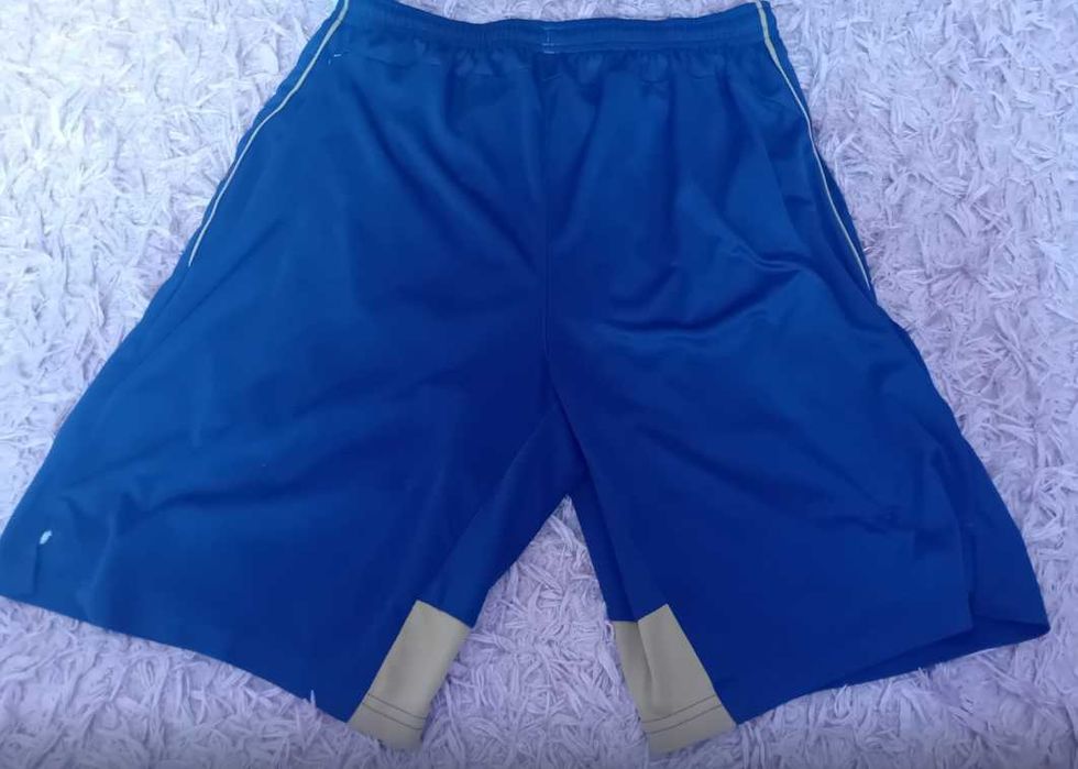 Оригинални къси панталони на Арсенал