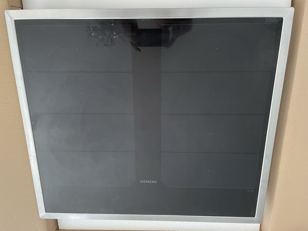 Индукционен котлон SIEMENS SCHOTT CERAN® IQ700 EX645LXC1E