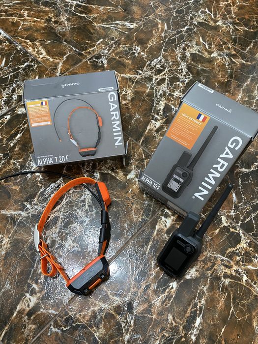 GARMIN Telecomanda + Zgarda caine cu diversitate de comenzi