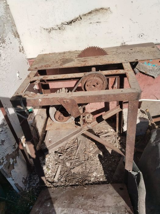 Продам церкулярную пилу.