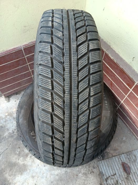 Cauciucuri iarna 195 65 r 15