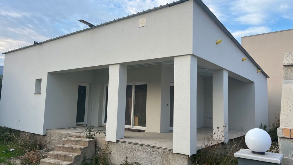 Къща в Неа Врасна Гърция