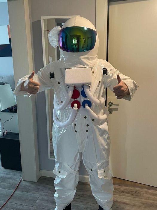 Костюм космонавт фото в живую