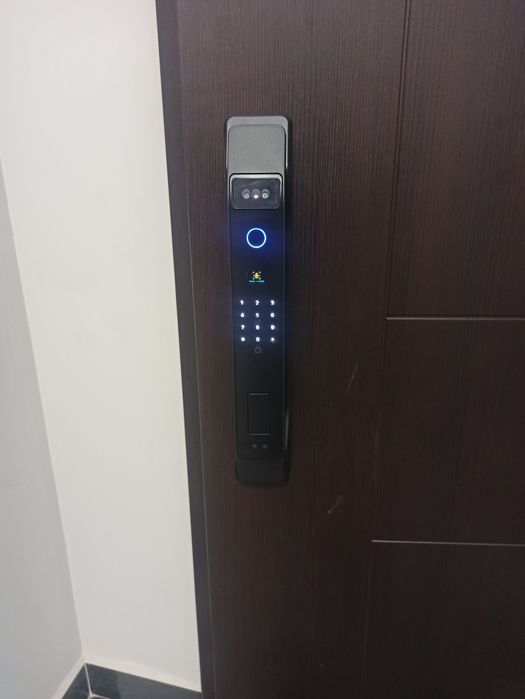 Смарт замок с установкой