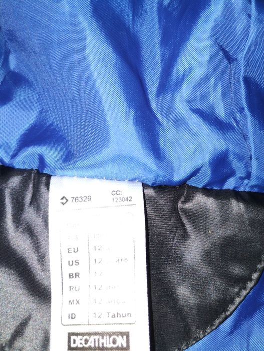 Geaca Quechua de la Decathlon