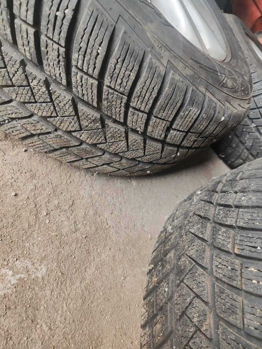 Джанти със зимни гуми 255/55/18 за Мерцедес / Mercedes W166   ML / GLE