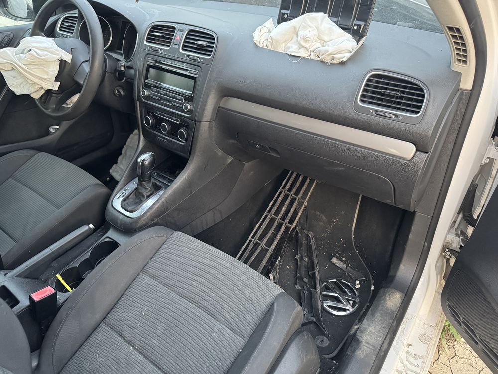 Bara spate haion usi geamuri macara oglinda aripa stopuri golf 6 scurt