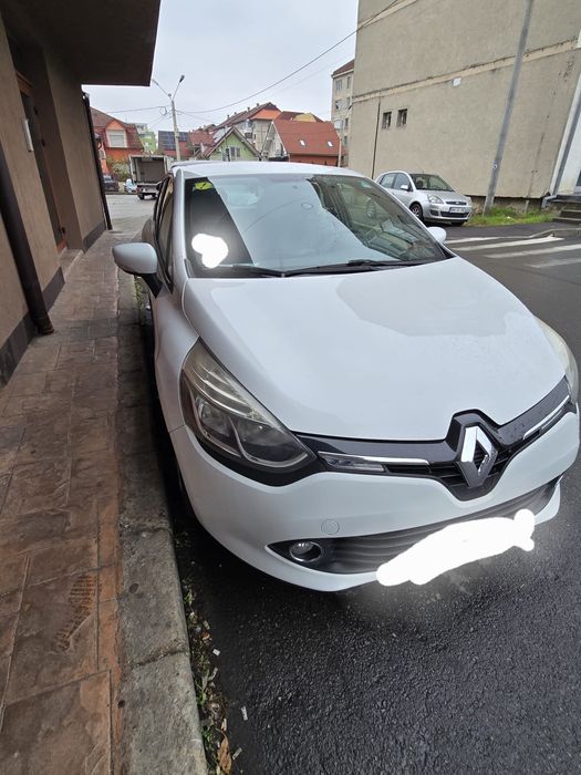 Vand masina Renault Clio 4